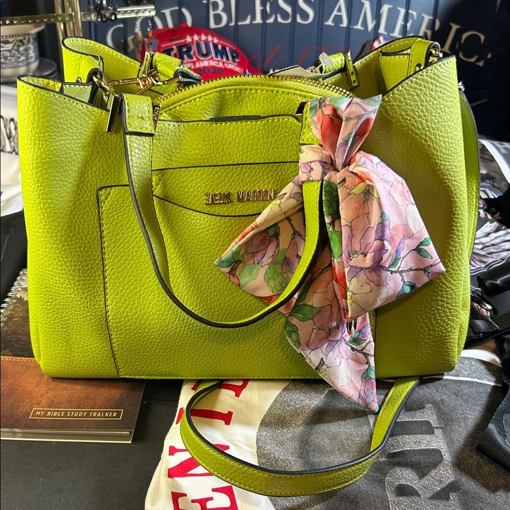 Lime Green Women's Shoulder Bag With Removable Clutch